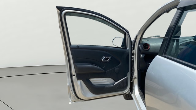 View Datsun Redi GO Image 30 Used Datsun Redi GO Image 30