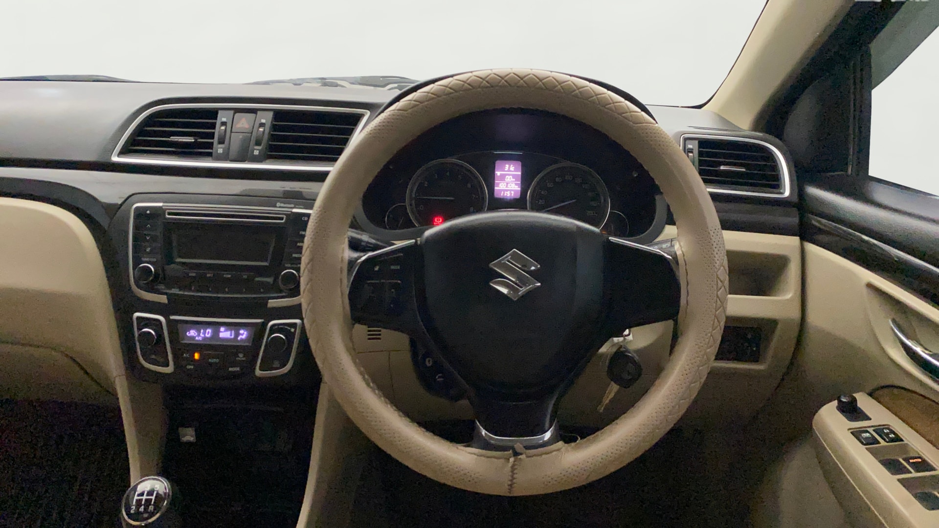 View 2017 Maruti Suzuki 1000 Base Variant Image 20 Used 2017 Maruti Suzuki 1000 Base Variant Image 20