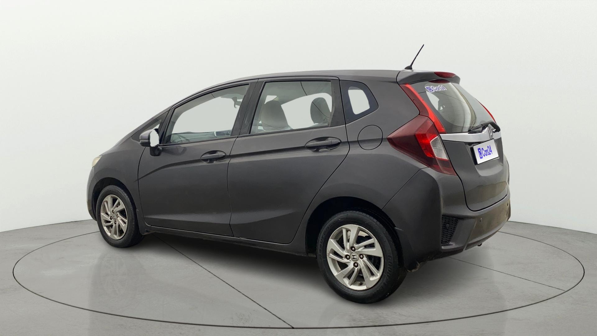 View 2017 Honda Jazz E MT Diesel Image 2 Used 2017 Honda Jazz E MT Diesel Image 2