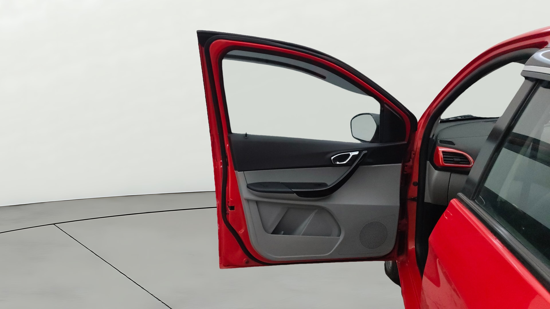 View 2020 Tata Tiago Revotorq XB Image 31 Used 2020 Tata Tiago Revotorq XB Image 31