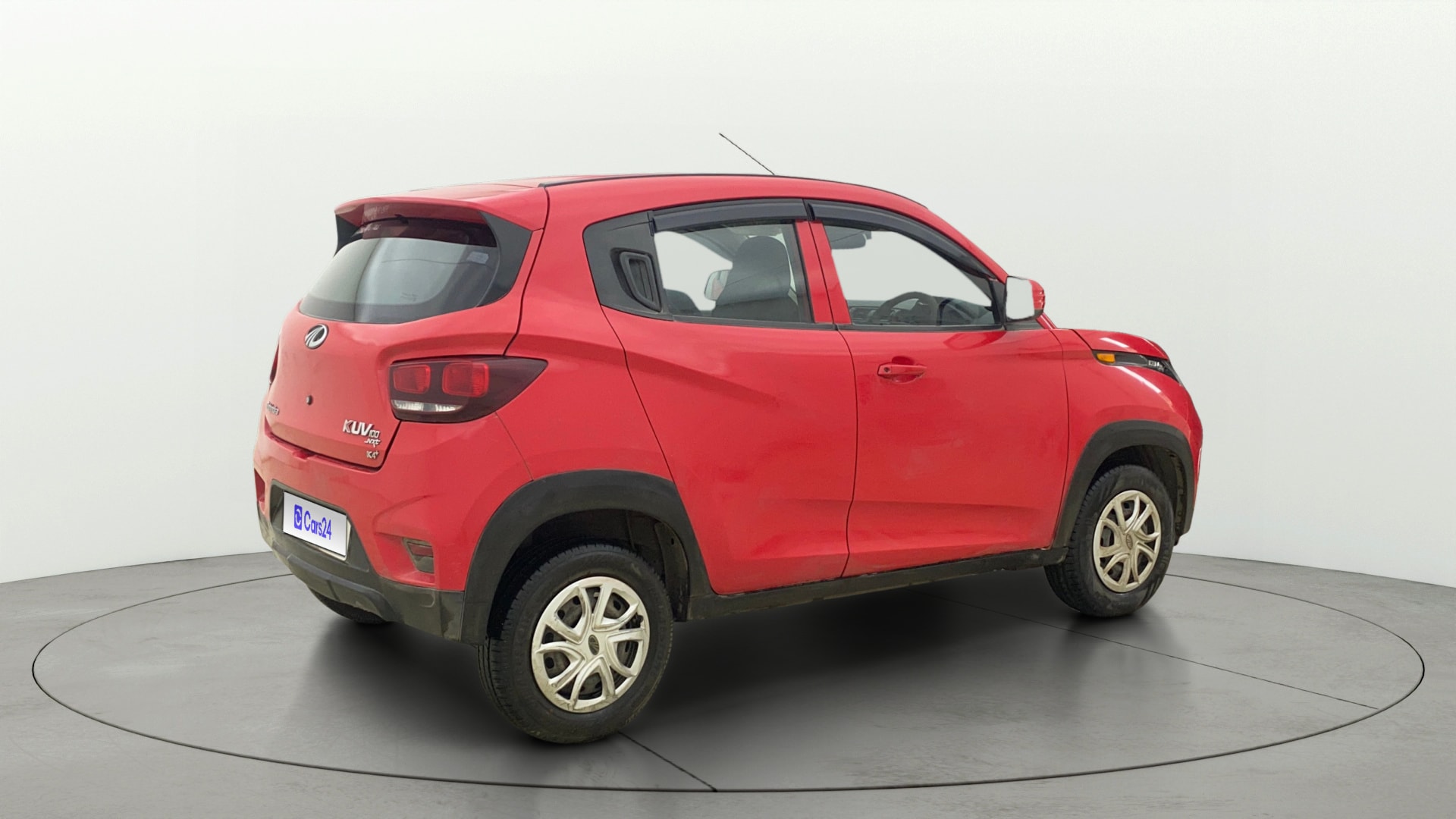 Used 2018 Mahindra KUV100 Used 2018 Mahindra KUV100