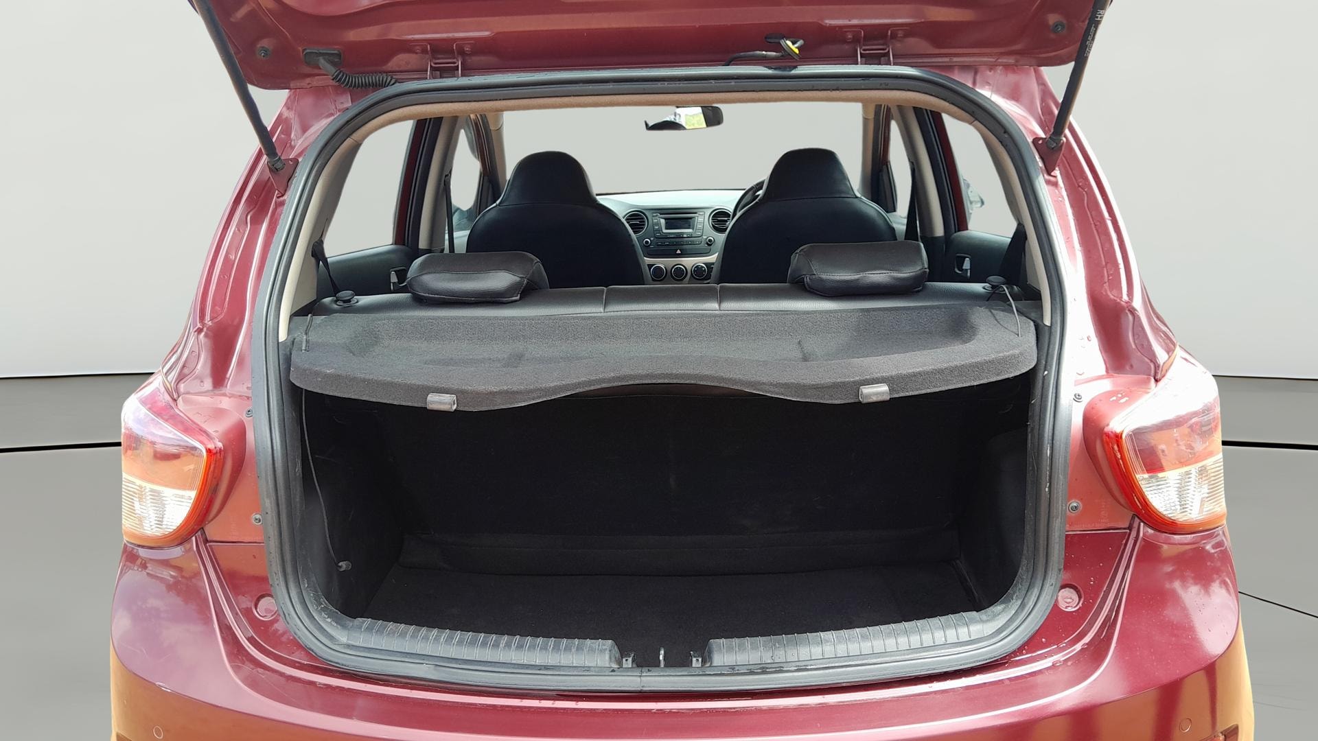 View 2014 Hyundai Grand i10 Asta AT 1.2 Kappa VTVT Image 37 Used 2014 Hyundai Grand i10 Asta AT 1.2 Kappa VTVT Image 37