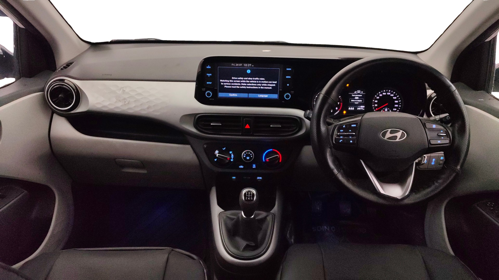 View 2025 Hyundai Grand i10 Nios Sportz CNG Image 15 Used 2025 Hyundai Grand i10 Nios Sportz CNG Image 15