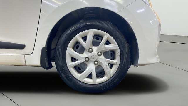 View Hyundai Grand i10 Image 40 Used Hyundai Grand i10 Image 40