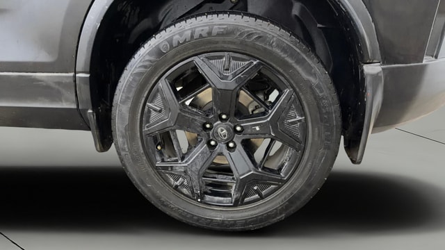 View Tata Harrier Image 8 Used Tata Harrier Image 8