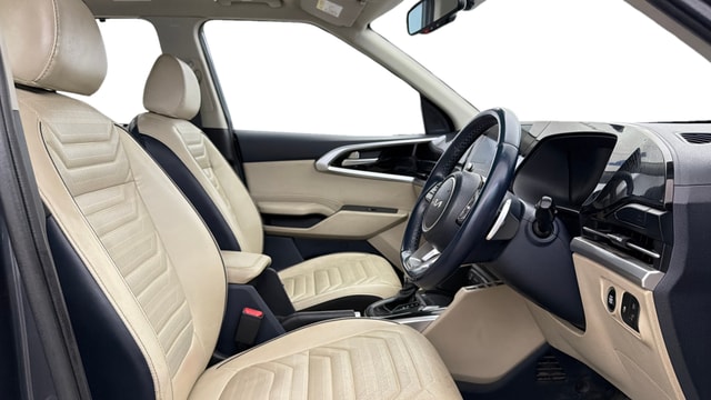 View Kia Carens Image 28 Used Kia Carens Image 28