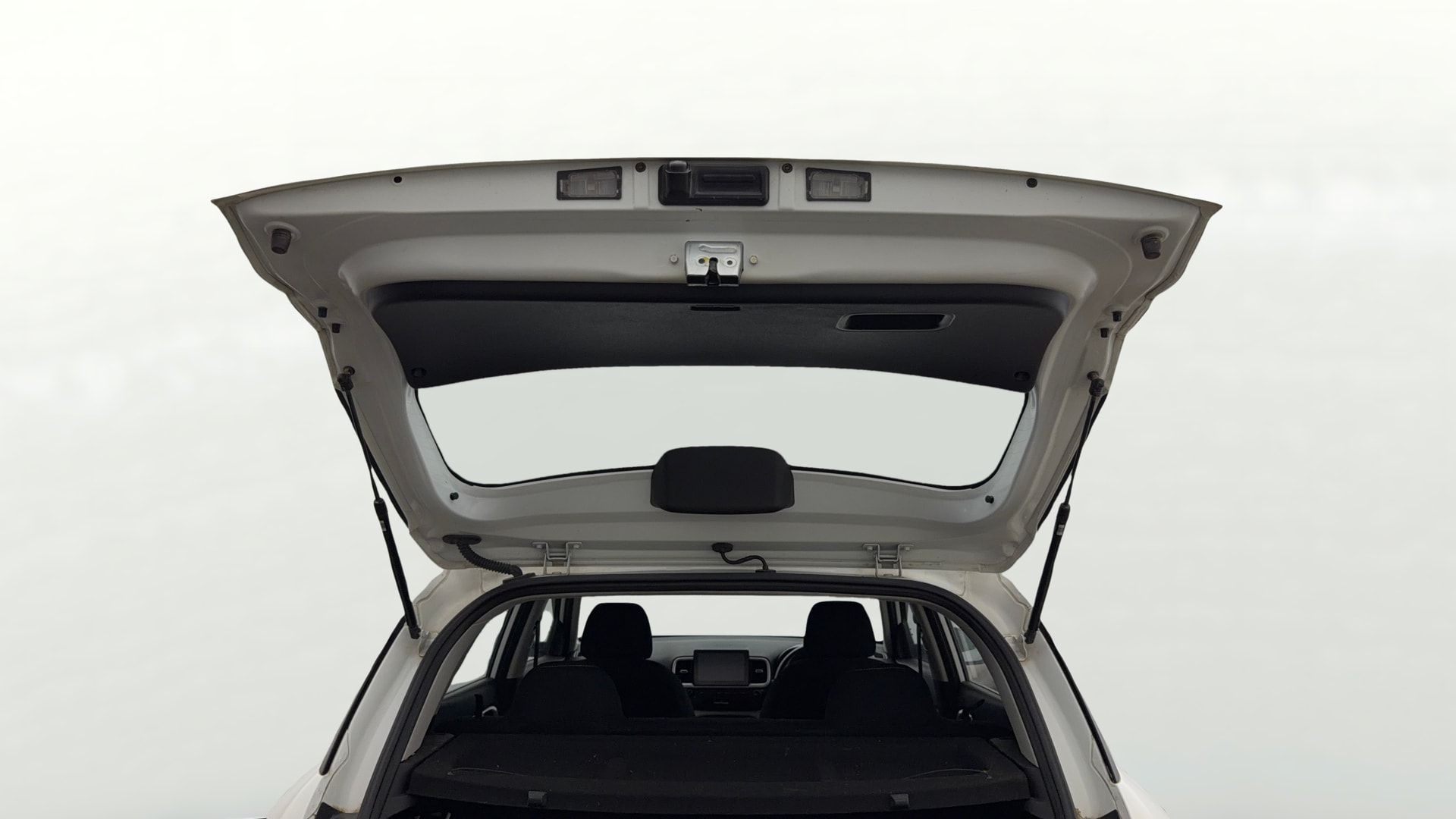 View 2022 Hyundai Venue S (O) 1.0 Turbo Petrol MT Image 32 Used 2022 Hyundai Venue S (O) 1.0 Turbo Petrol MT Image 32