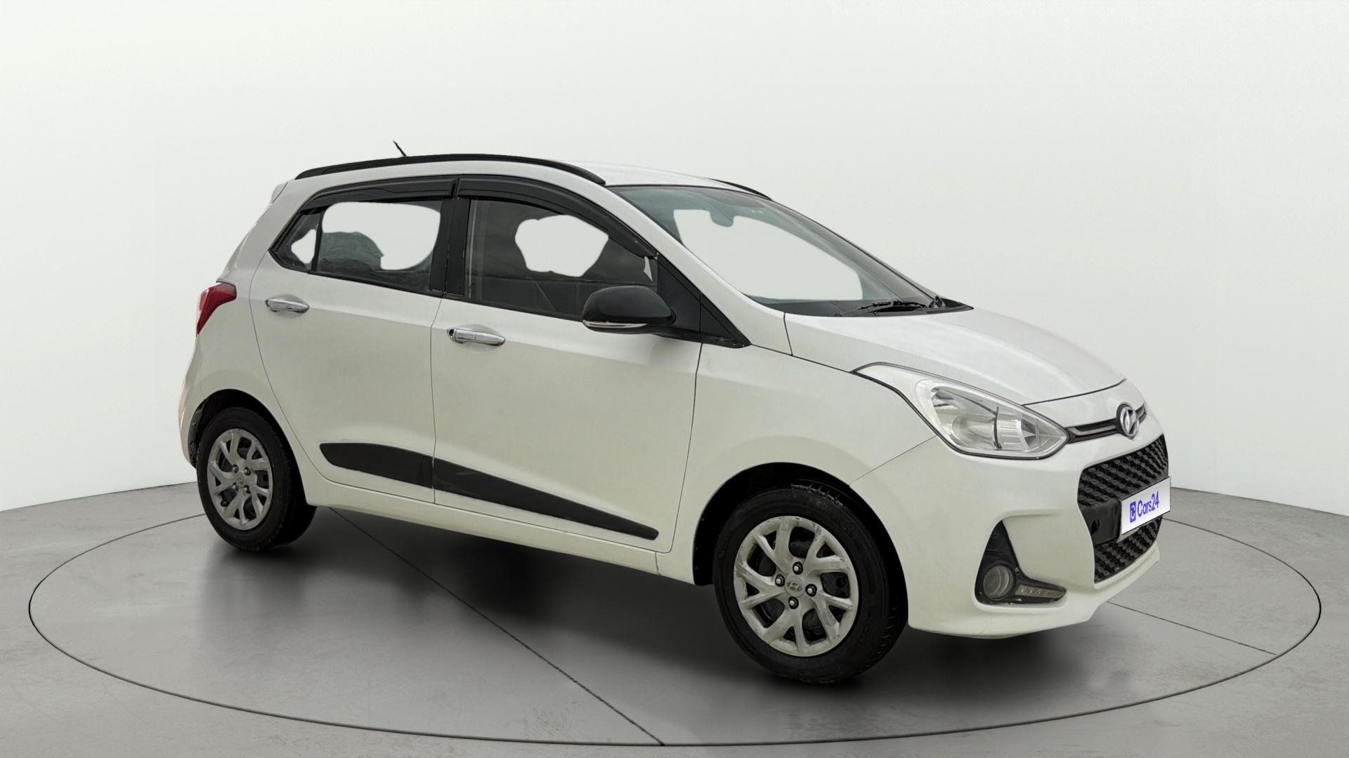 View 2017 Hyundai Grand i10 1.2 Sportz(O) Petrol Image 21 Used 2017 Hyundai Grand i10 1.2 Sportz(O) Petrol Image 21