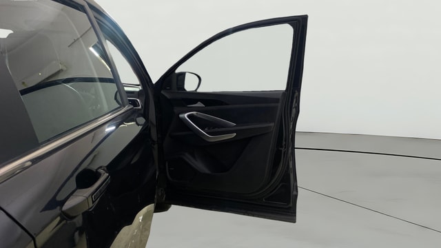 View MG Hector Image 47 Used MG Hector Image 47