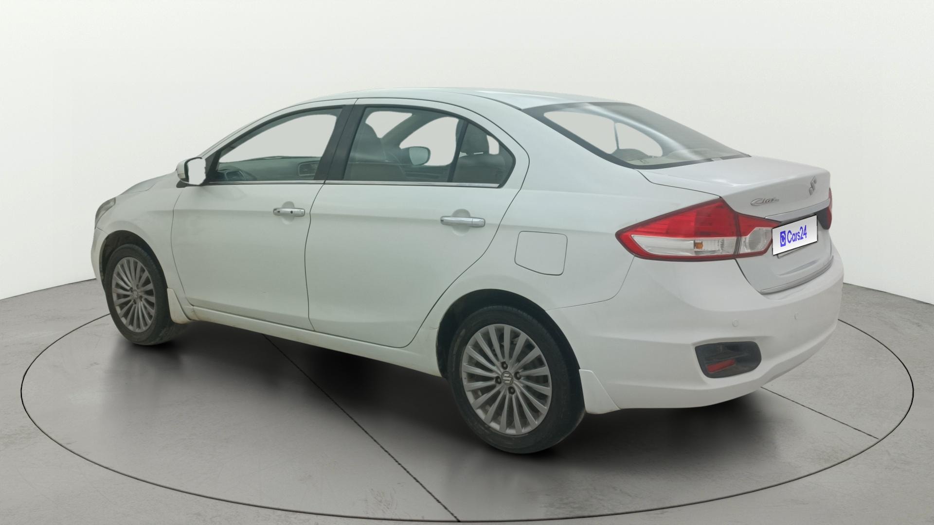 View 2017 Maruti Suzuki 1000 Base Variant Image 2 Used 2017 Maruti Suzuki 1000 Base Variant Image 2