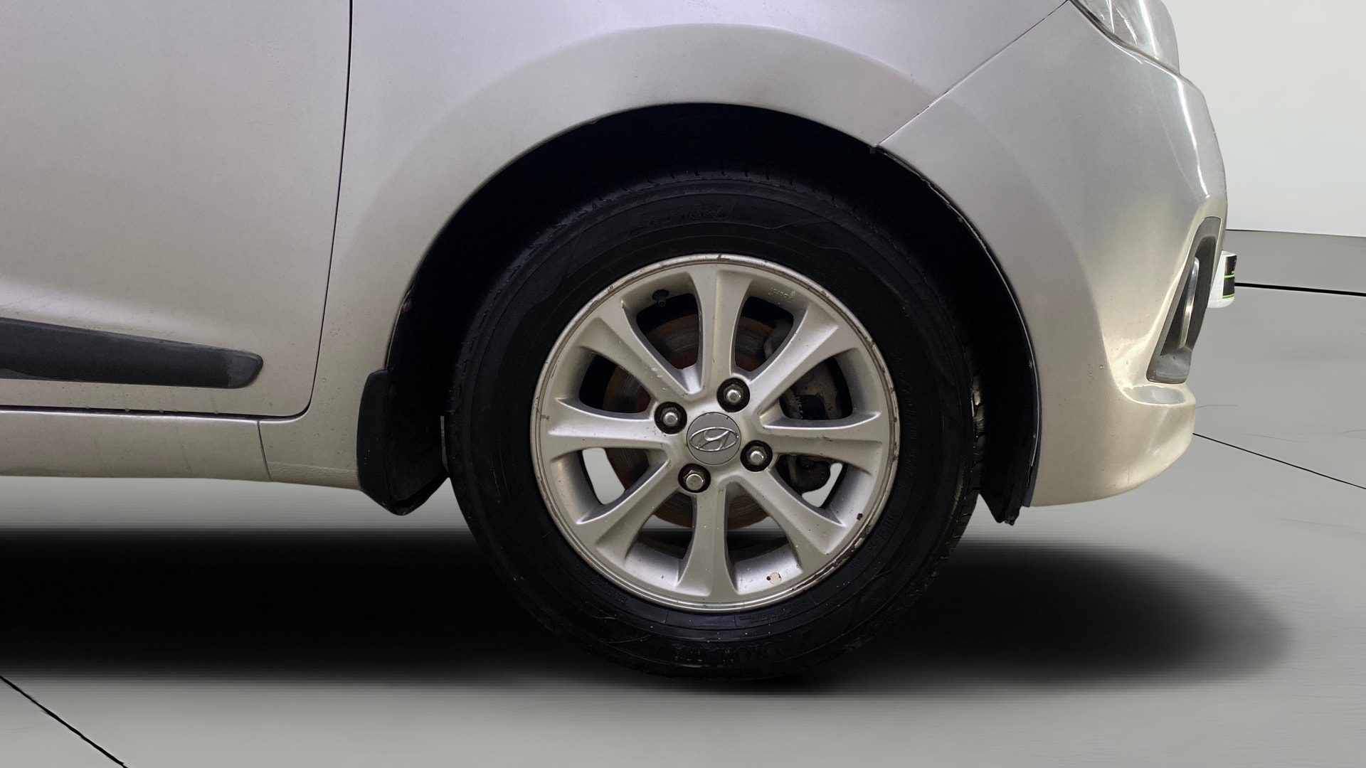 View 2014 Hyundai Grand i10 1.2 Asta Petrol Image 40 Used 2014 Hyundai Grand i10 1.2 Asta Petrol Image 40
