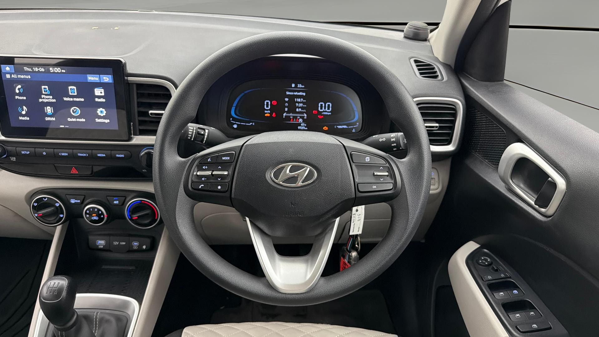 Used 2025 Hyundai Venue Used 2025 Hyundai Venue