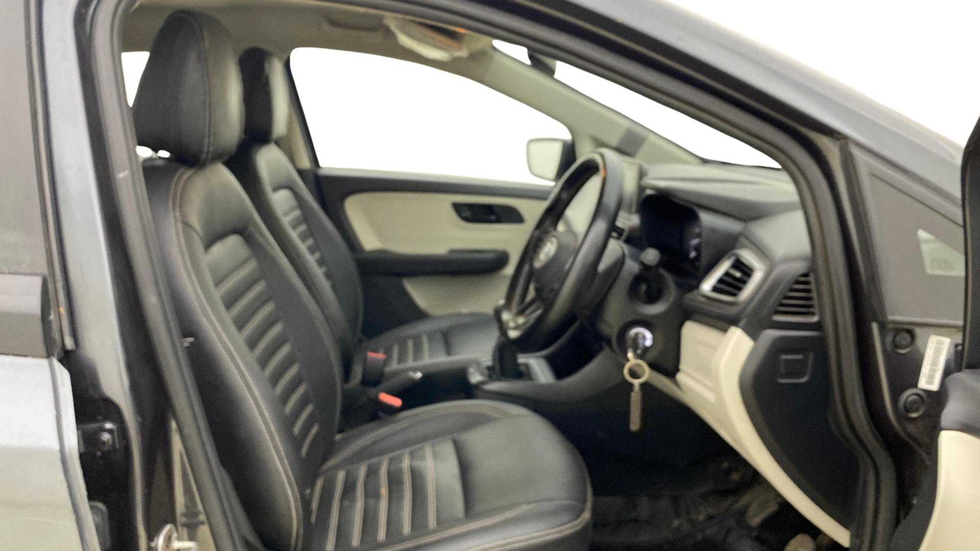 View 2021 Tata Altroz XM Plus Petrol Image 25 Used 2021 Tata Altroz XM Plus Petrol Image 25
