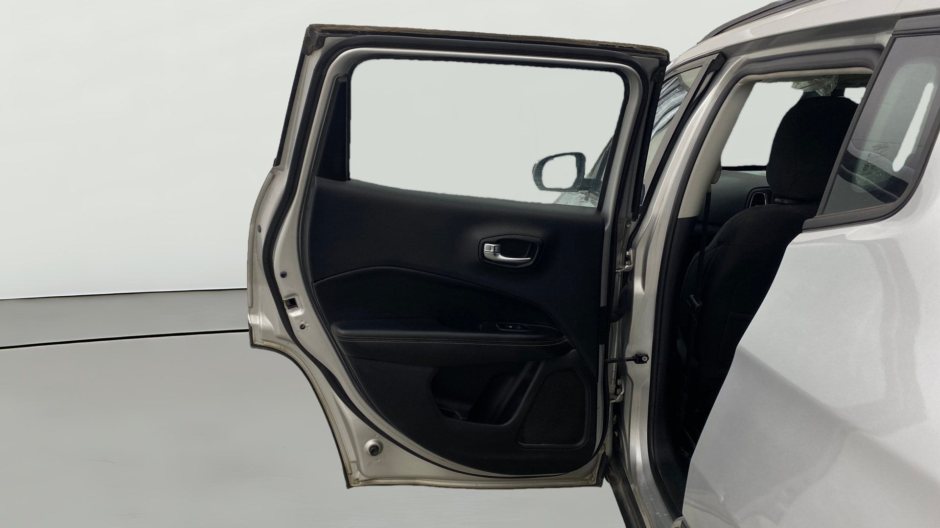 View 2020 Jeep Compass Sport Plus Petrol BS IV Image 22 Used 2020 Jeep Compass Sport Plus Petrol BS IV Image 22