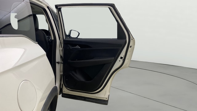 View MG Hector Image 6 Used MG Hector Image 6