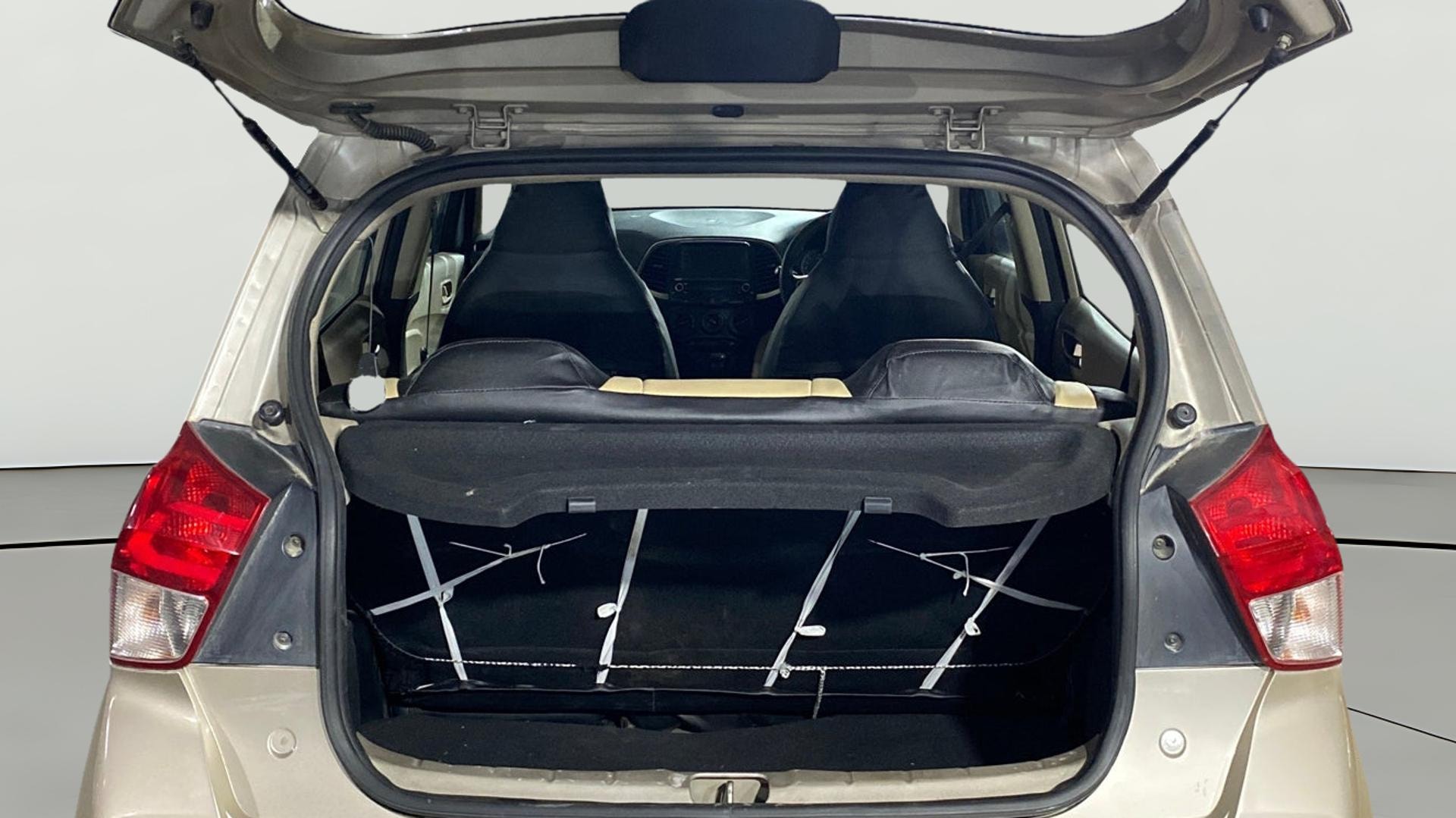 View 2019 Hyundai New Santro D-Lite Petrol Image 36 Used 2019 Hyundai New Santro D-Lite Petrol Image 36