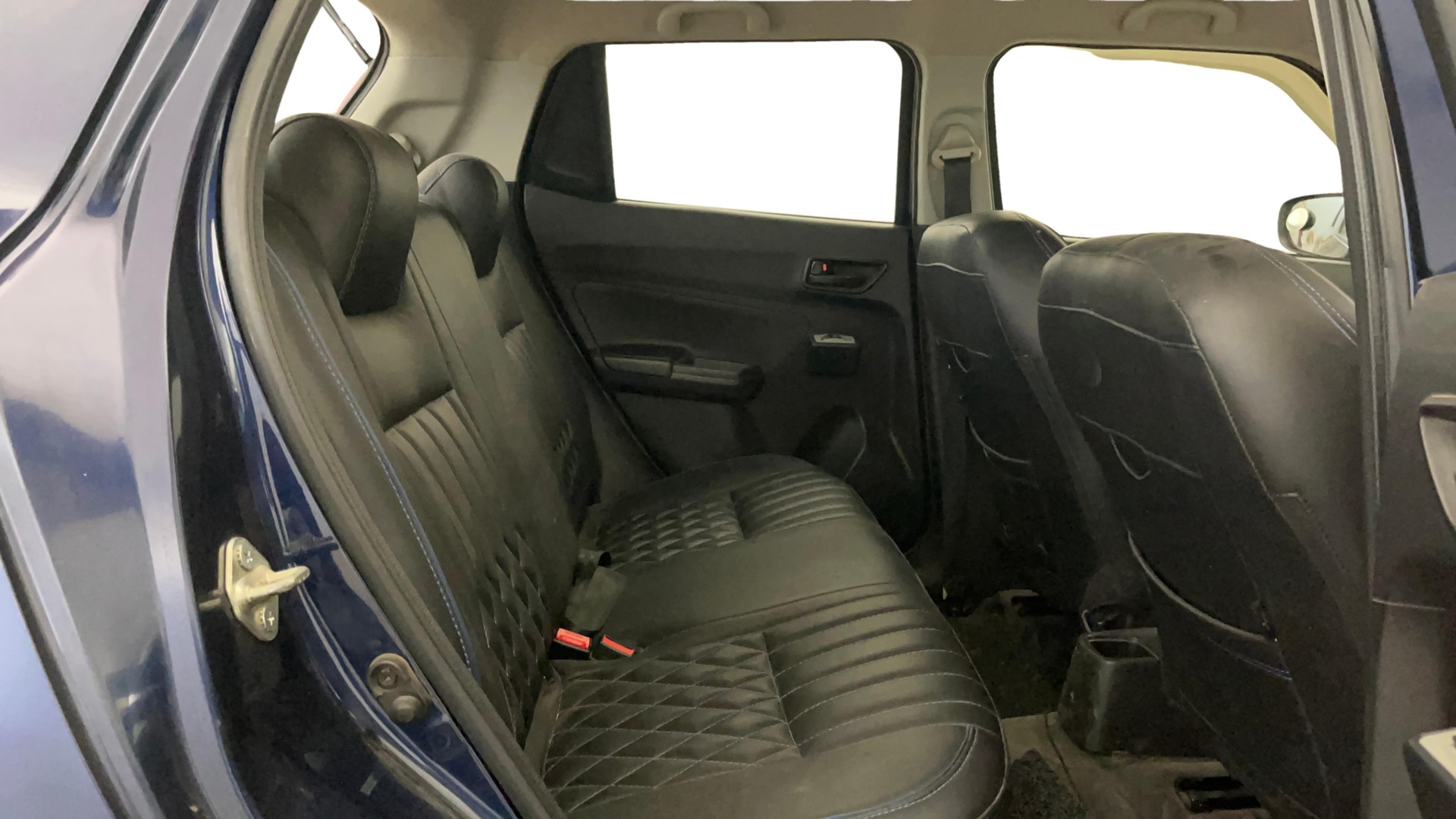 View 2023 Maruti Suzuki 1000 Base Variant Image 35 Used 2023 Maruti Suzuki 1000 Base Variant Image 35