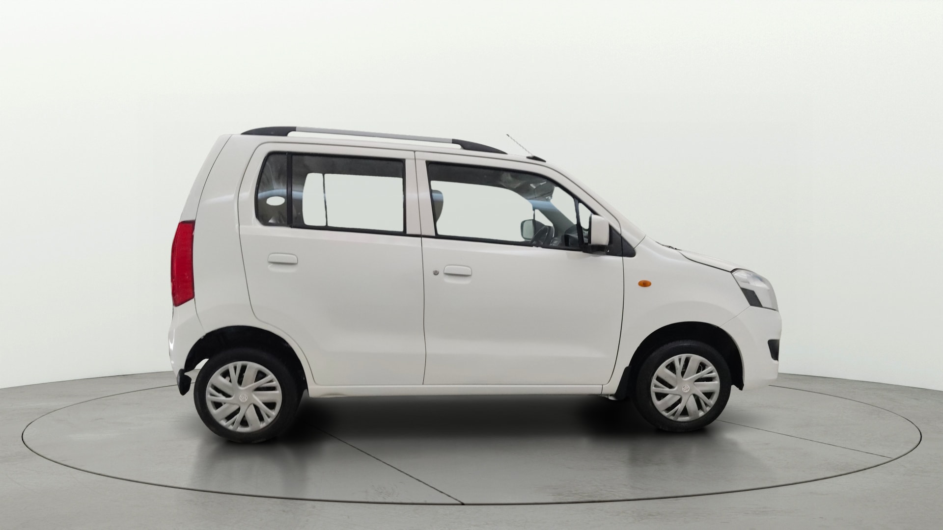 Used 2017 Maruti Suzuki 1000 Used 2017 Maruti Suzuki 1000
