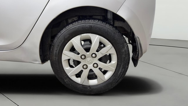 View Hyundai EON Image 11 Used Hyundai EON Image 11