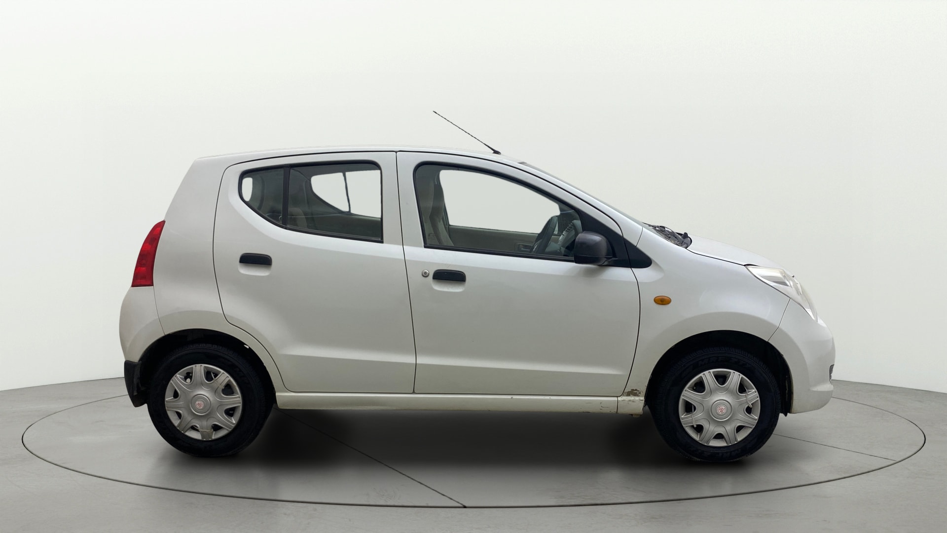 View 2013 Maruti Suzuki 1000 Base Variant Image 8 Used 2013 Maruti Suzuki 1000 Base Variant Image 8