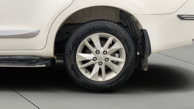 View Toyota Innova Crysta Image 8 Used Toyota Innova Crysta Image 8