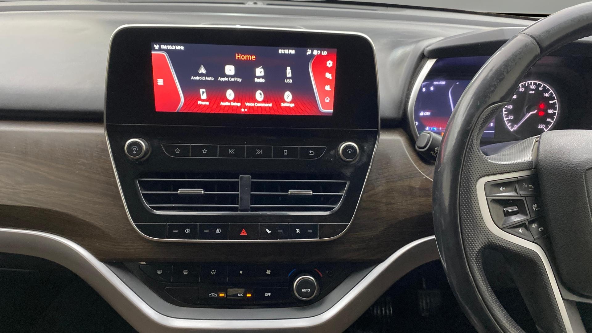 View 2019 Tata Harrier XE Image 33 Used 2019 Tata Harrier XE Image 33