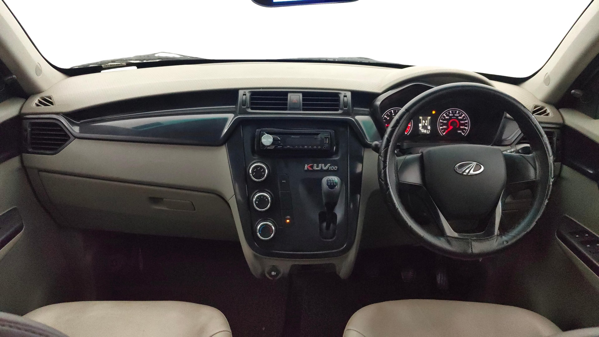 View 2016 Mahindra KUV100 K4 Plus Petrol 5 Seater BS IV Image 15 Used 2016 Mahindra KUV100 K4 Plus Petrol 5 Seater BS IV Image 15