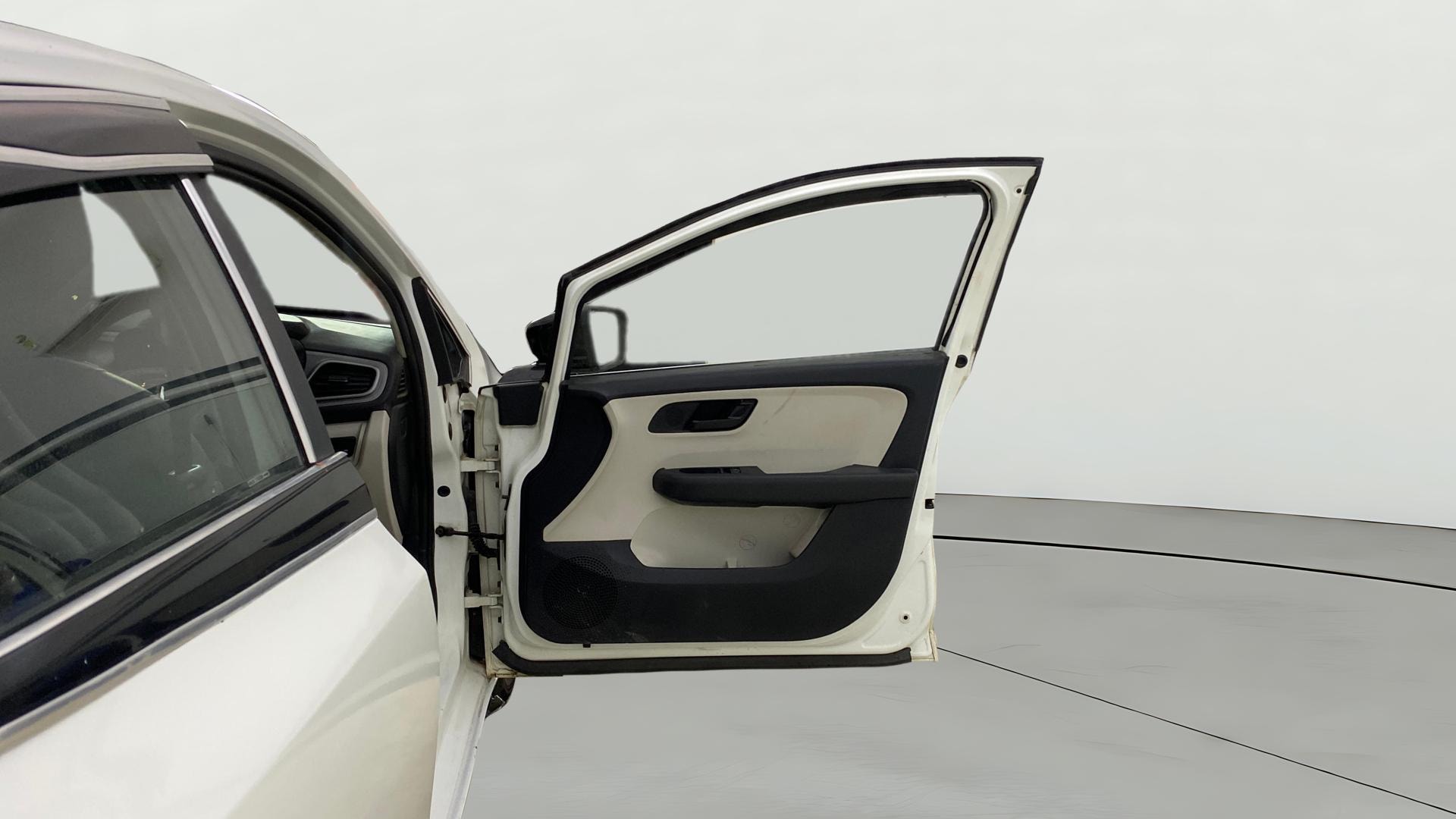 Used 2024 Tata Altroz Used 2024 Tata Altroz