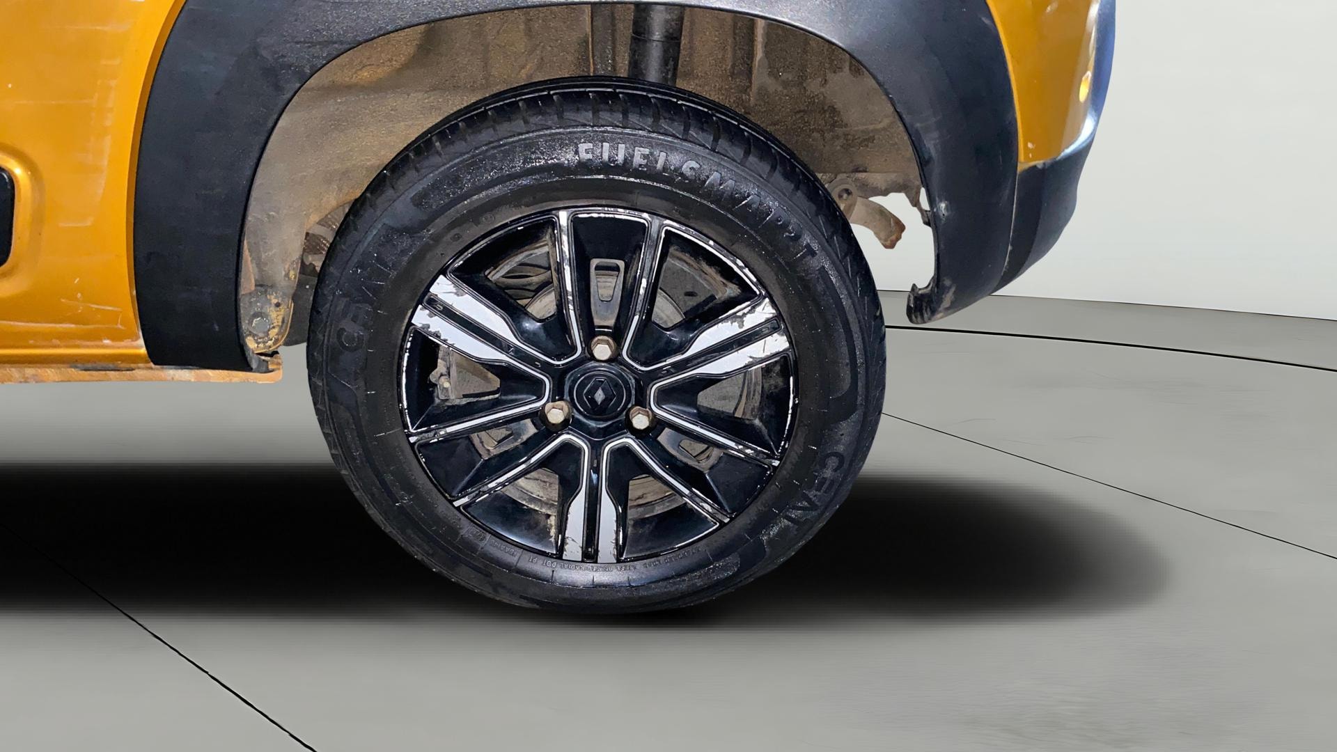 View 2022 Renault Kwid RXL 1.0 BS IV Image 11 Used 2022 Renault Kwid RXL 1.0 BS IV Image 11