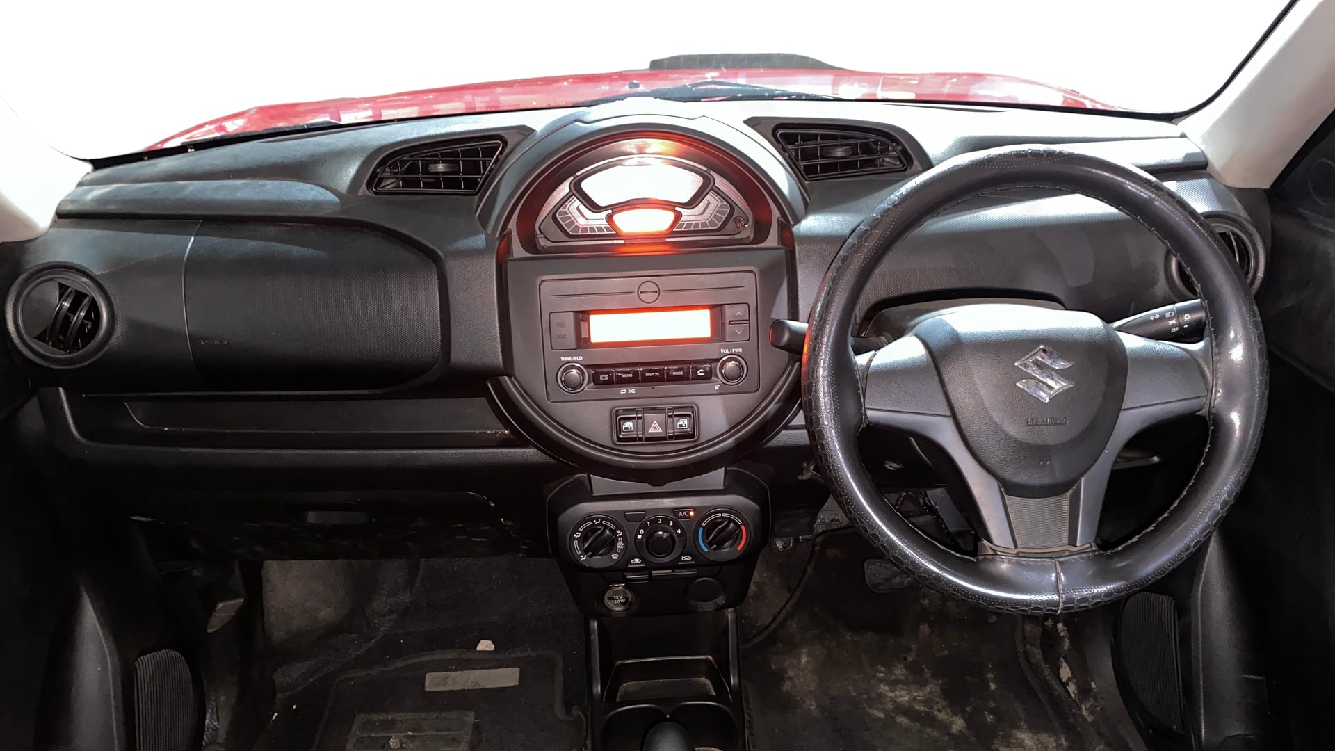View 2022 Maruti Suzuki 1000 Base Variant Image 15 Used 2022 Maruti Suzuki 1000 Base Variant Image 15