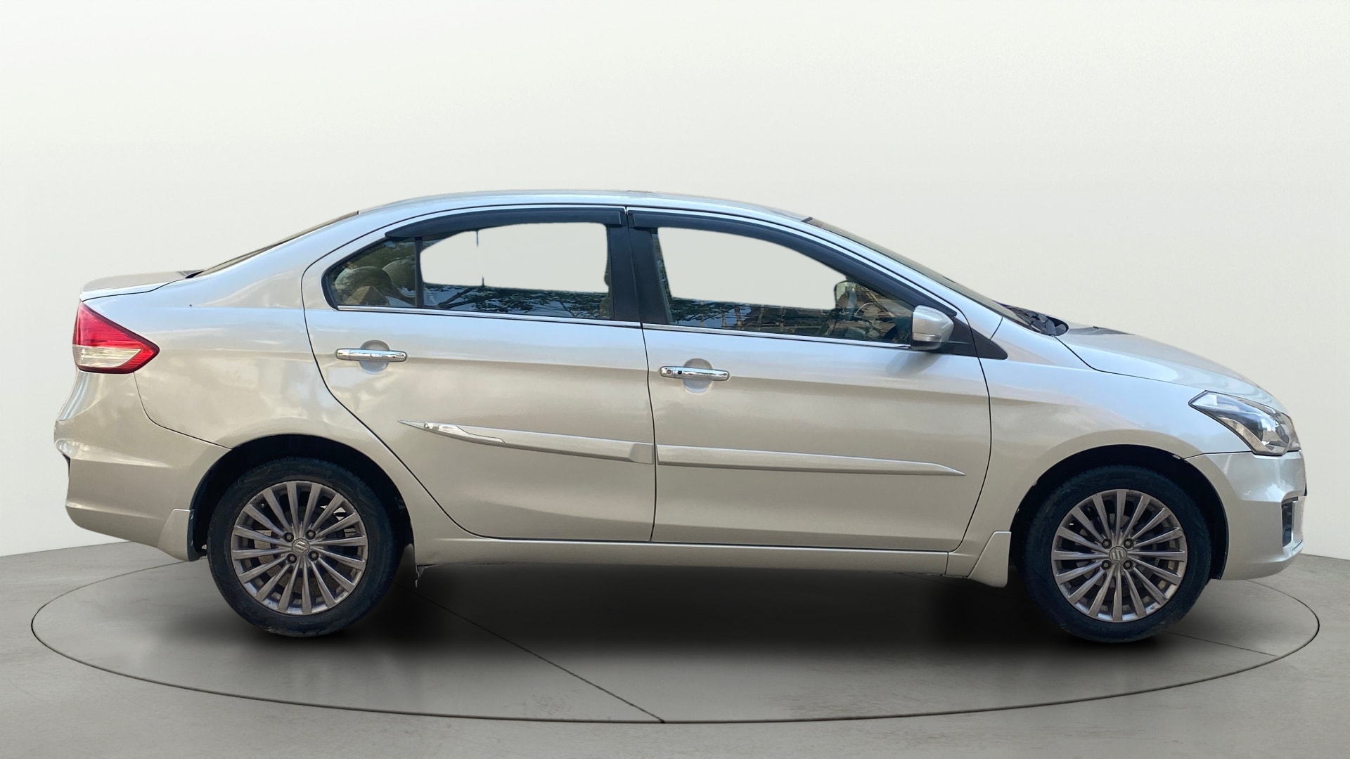 View 2018 Maruti Suzuki 1000 Base Variant Image 9 Used 2018 Maruti Suzuki 1000 Base Variant Image 9