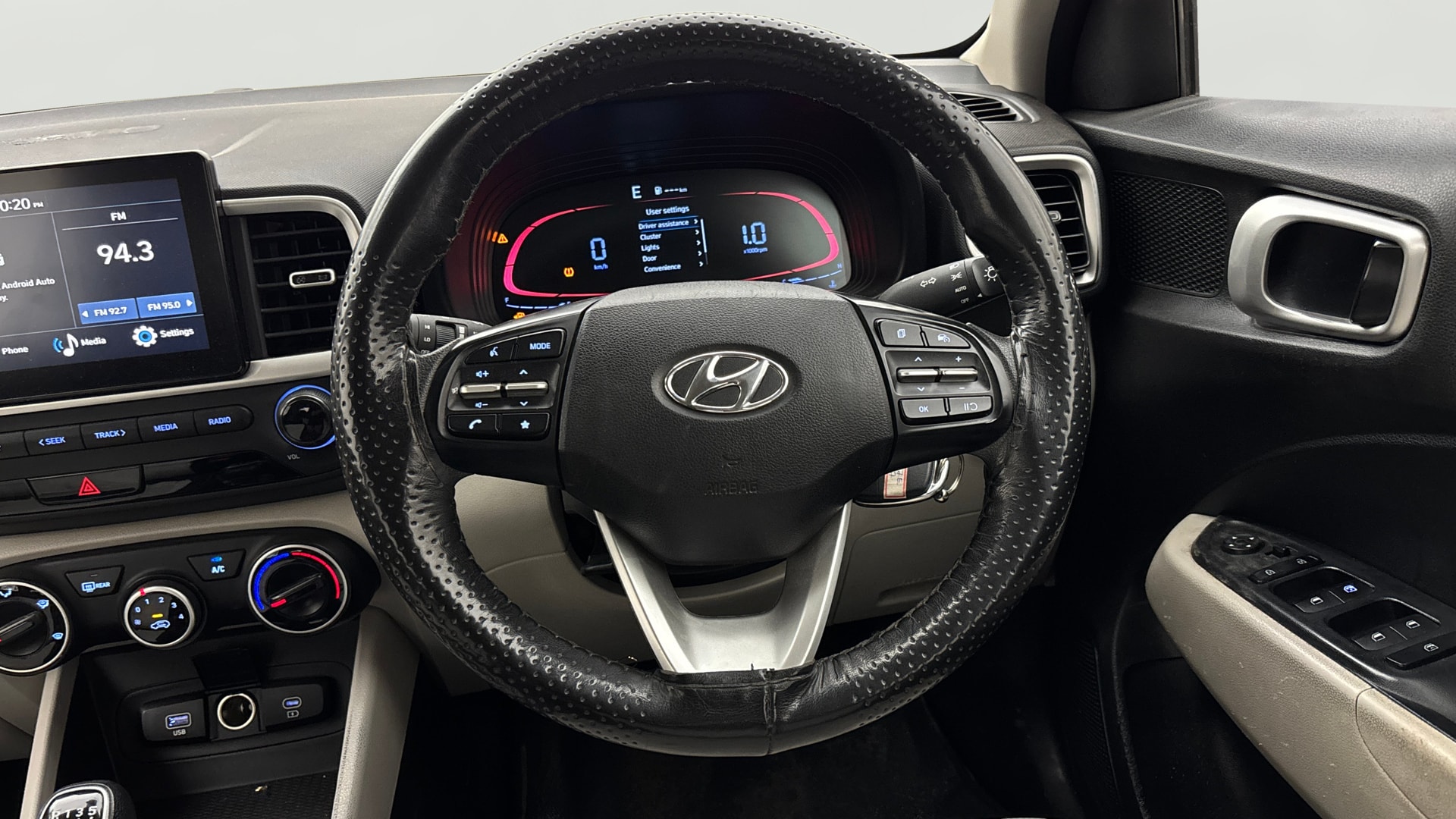 View 2022 Hyundai Venue S (O) 1.0 Turbo Petrol MT Image 20 Used 2022 Hyundai Venue S (O) 1.0 Turbo Petrol MT Image 20