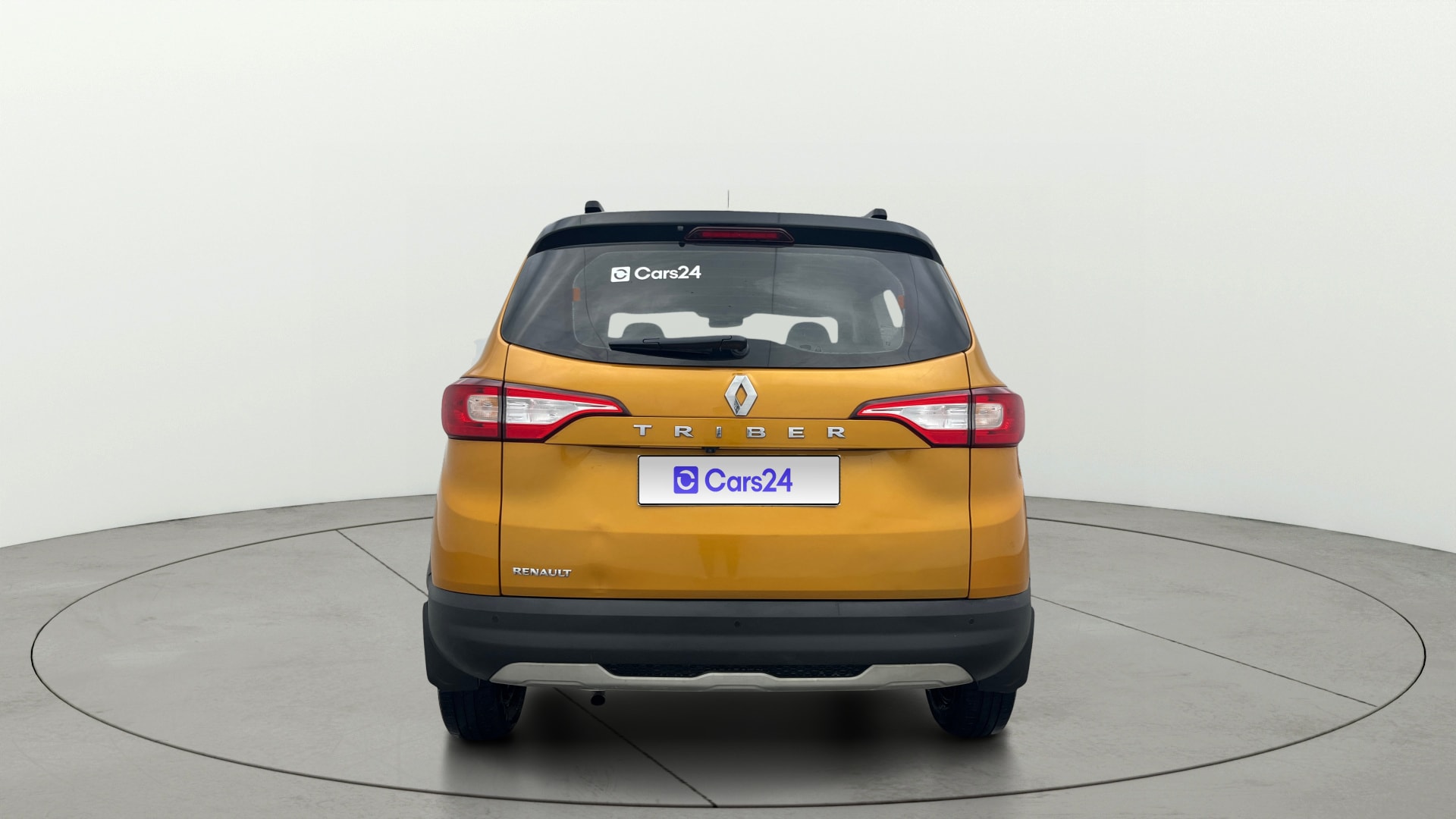View 2022 Renault Triber RXZ Image 41 Used 2022 Renault Triber RXZ Image 41
