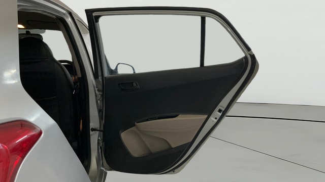 View Hyundai Grand i10 Image 7 Used Hyundai Grand i10 Image 7