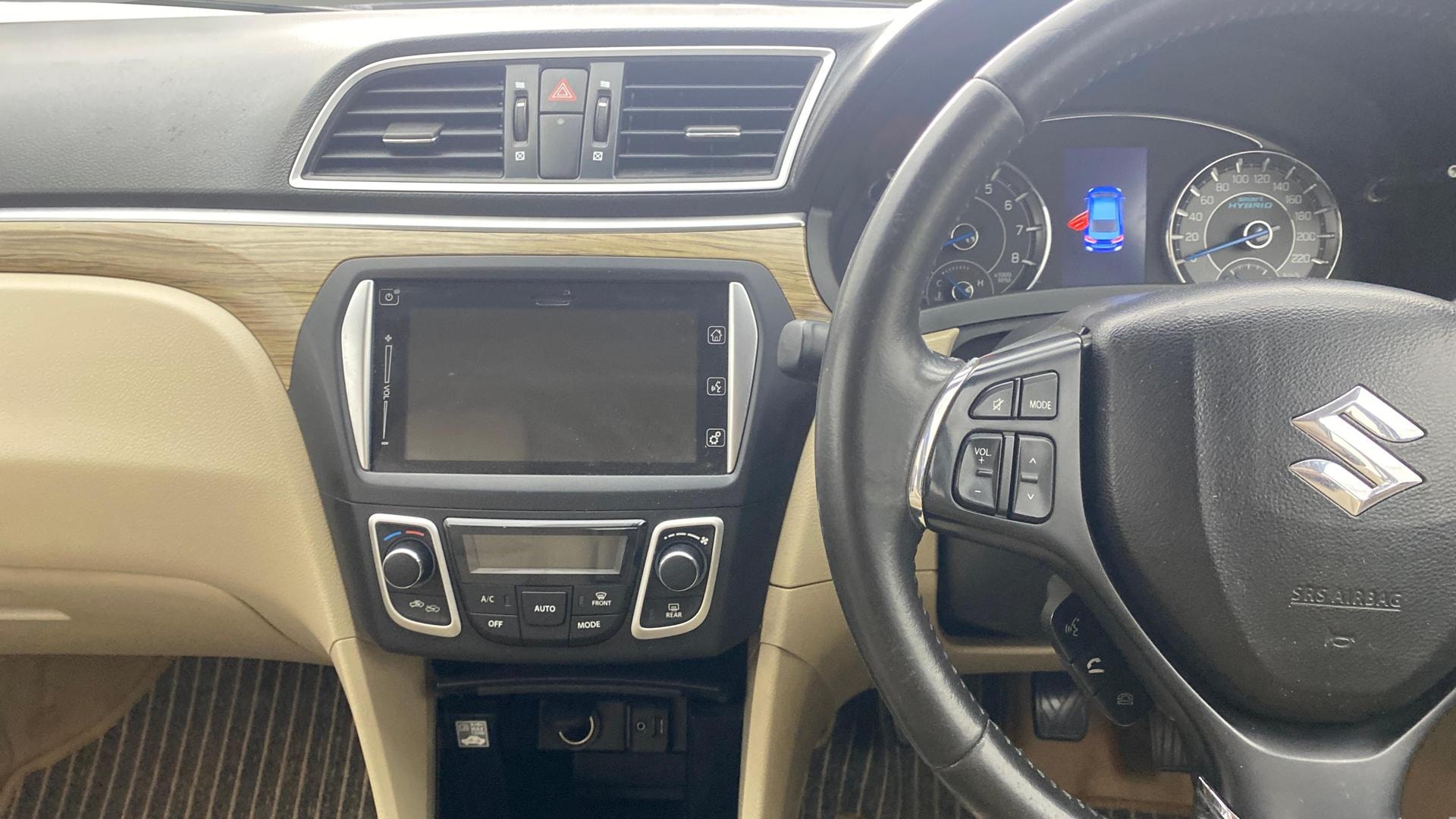 View 2019 Maruti Suzuki 1000 Base Variant Image 18 Used 2019 Maruti Suzuki 1000 Base Variant Image 18