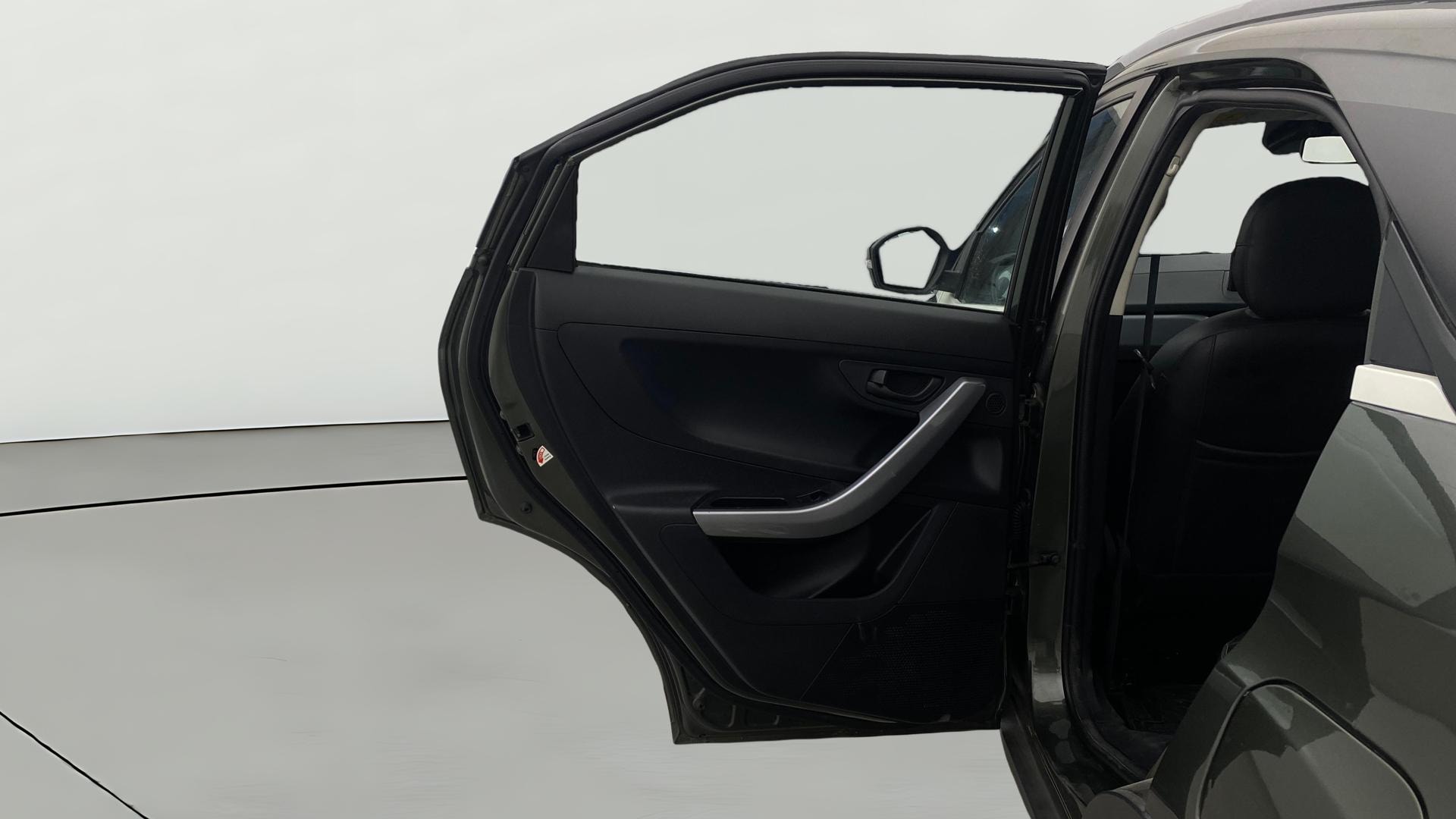 View 2023 Tata Nexon Revotron XE Image 22 Used 2023 Tata Nexon Revotron XE Image 22