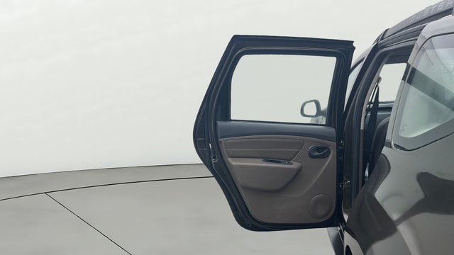 View Renault Duster Image 22 Used Renault Duster Image 22