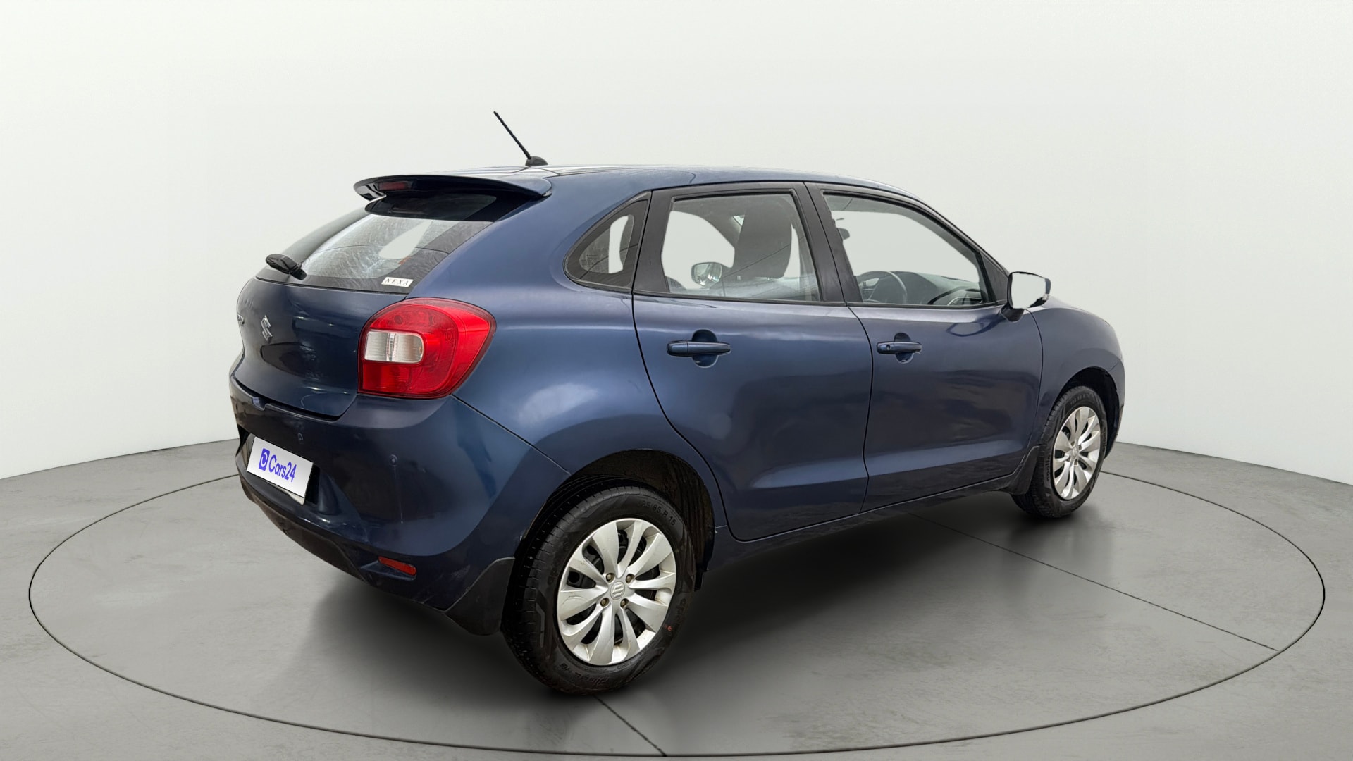 View 2017 Maruti Suzuki 1000 Base Variant Image 42 Used 2017 Maruti Suzuki 1000 Base Variant Image 42