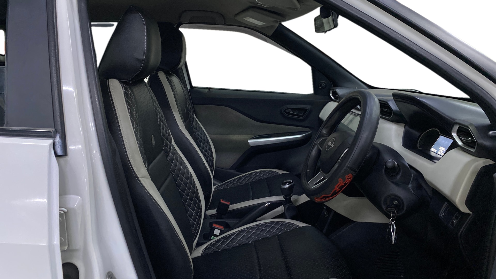 View 2023 Nissan Magnite XE Image 17 Used 2023 Nissan Magnite XE Image 17
