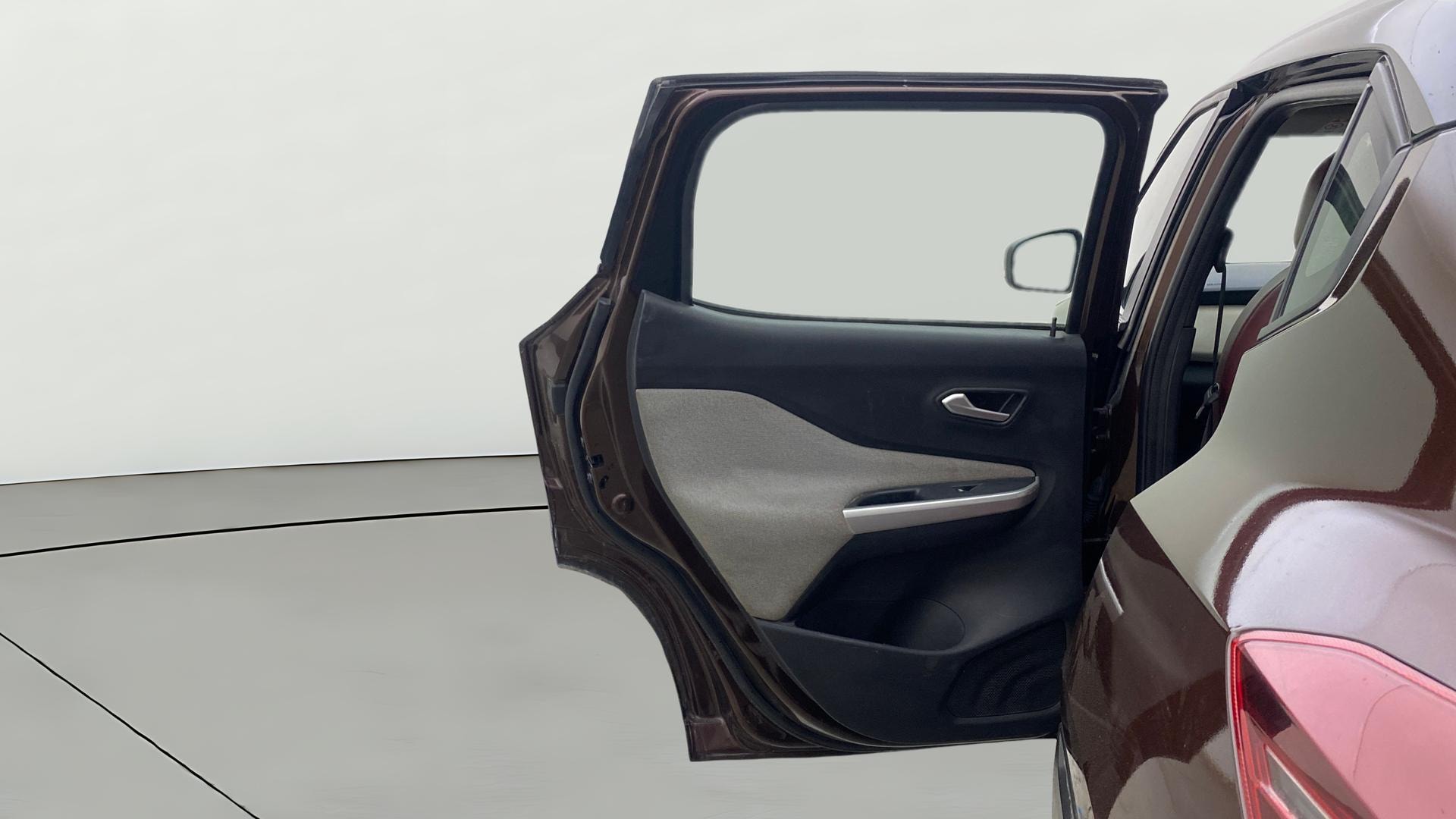 Used 2022 Nissan Magnite Used 2022 Nissan Magnite