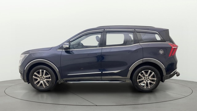 View Mahindra XUV700 Image 28 Used Mahindra XUV700 Image 28