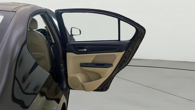 View Honda Amaze Image 7 Used Honda Amaze Image 7