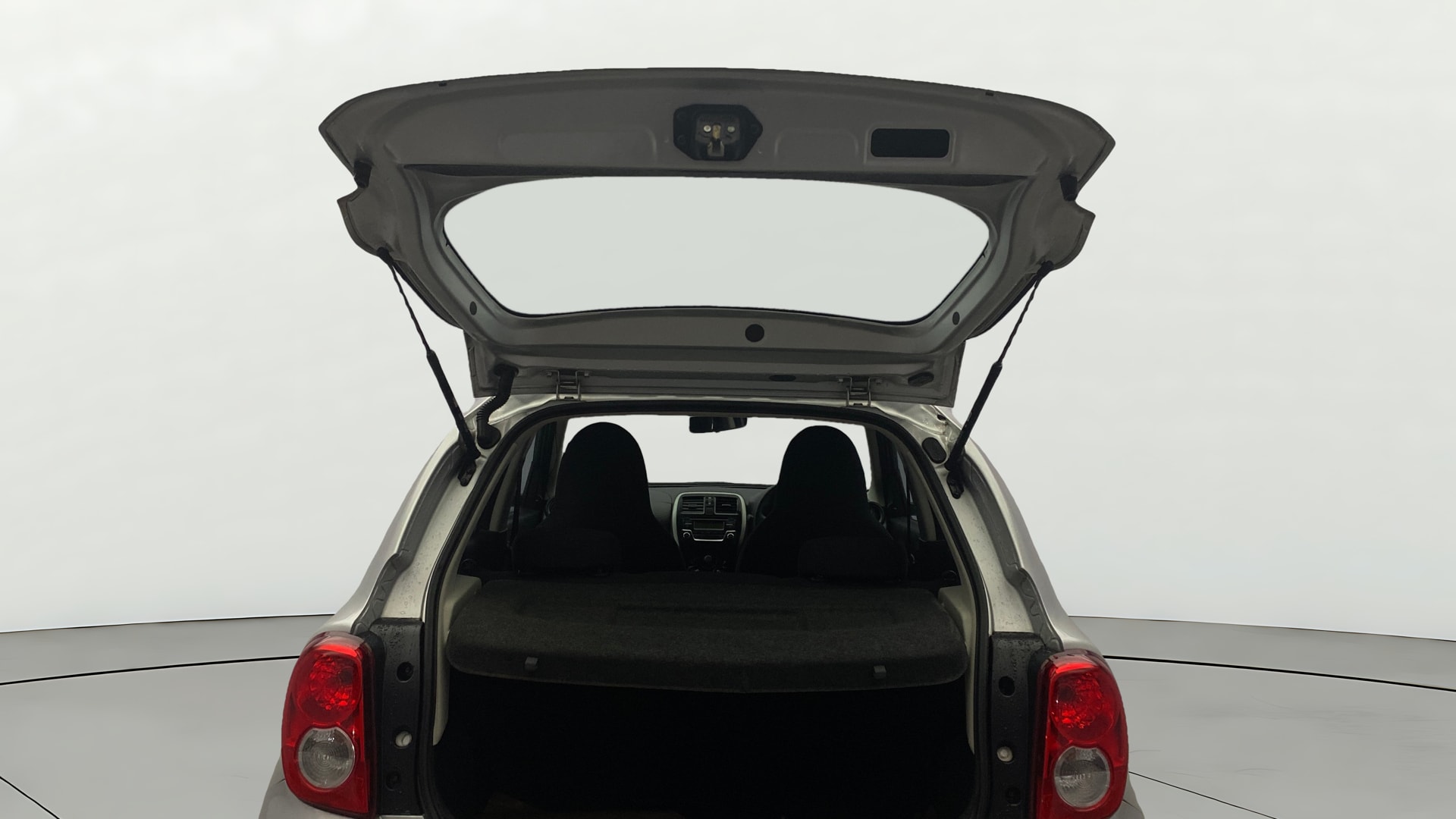 View 2018 Nissan Micra XV (CVT) Image 16 Used 2018 Nissan Micra XV (CVT) Image 16