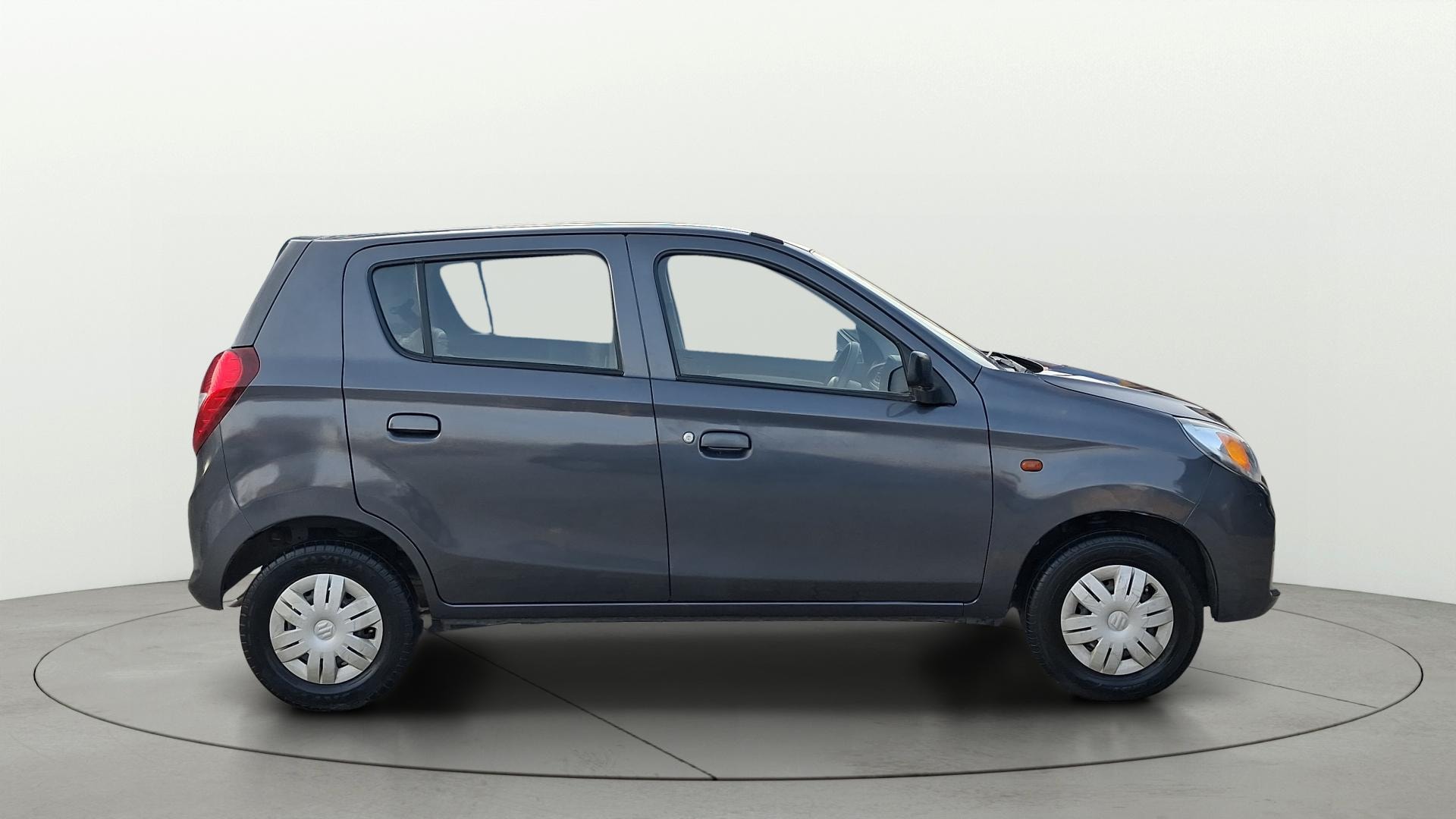 View 2021 Maruti Suzuki 1000 Base Variant Image 8 Used 2021 Maruti Suzuki 1000 Base Variant Image 8