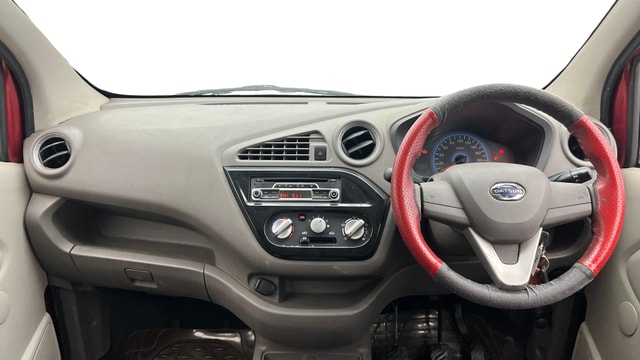 View Datsun Redi GO Image 15 Used Datsun Redi GO Image 15