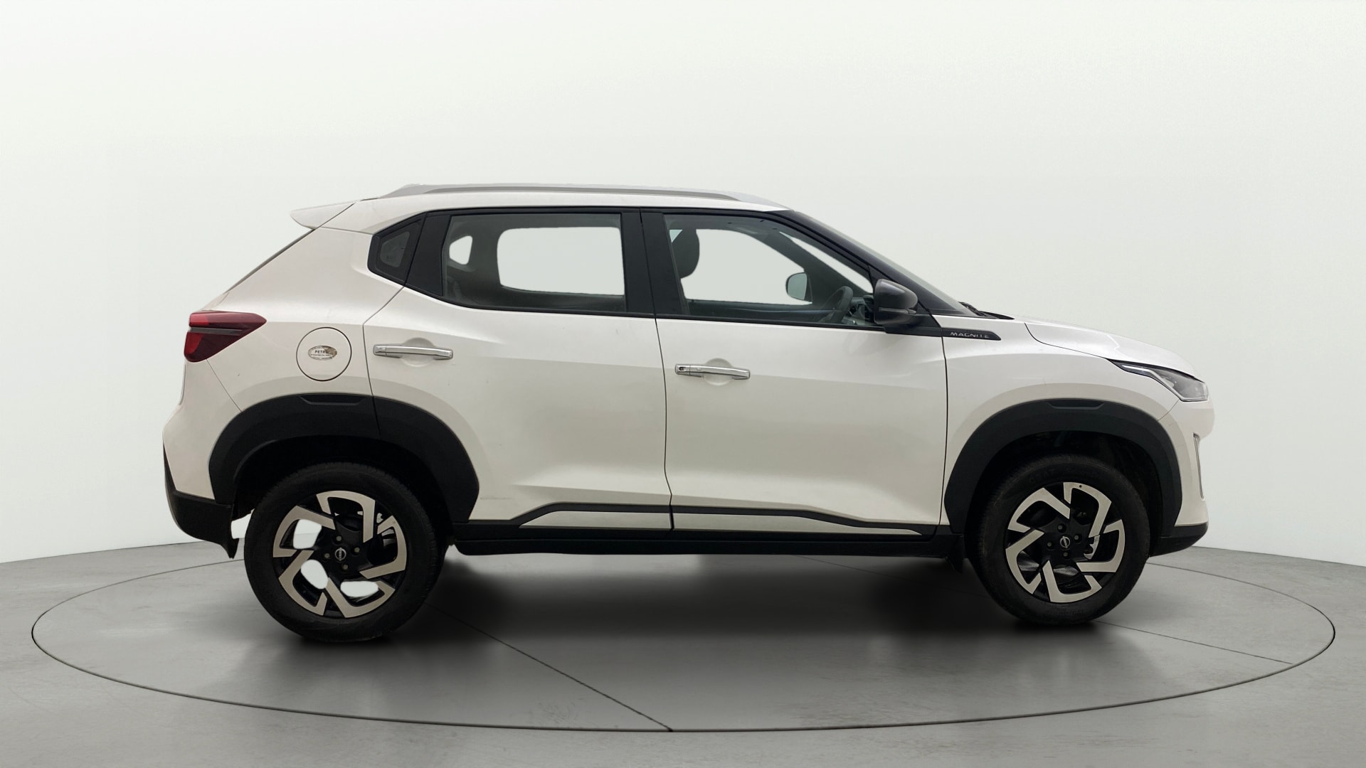 View 2023 Nissan Magnite XV Image 8 Used 2023 Nissan Magnite XV Image 8