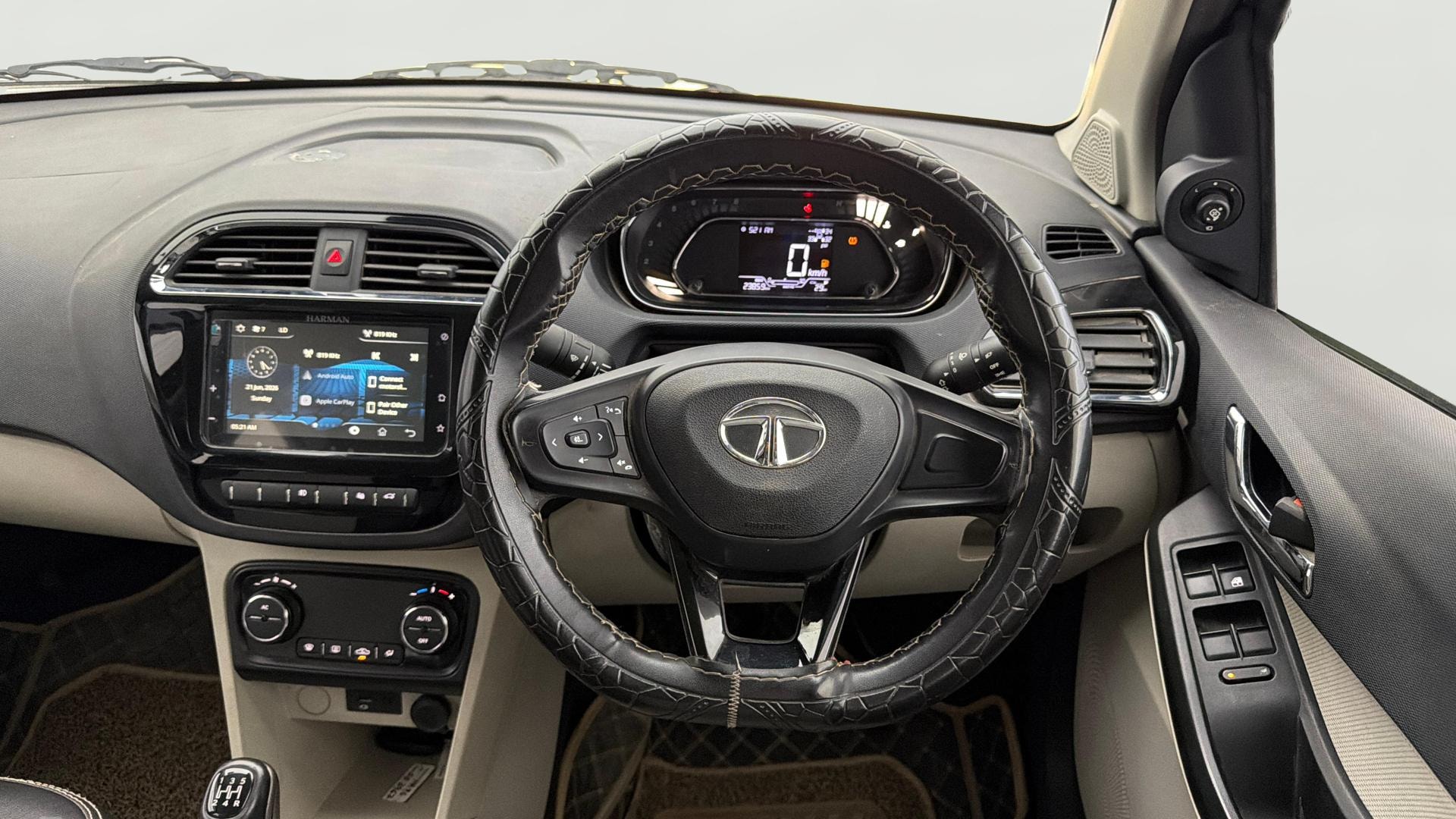 View 2023 Tata Tigor XE Diesel Image 20 Used 2023 Tata Tigor XE Diesel Image 20