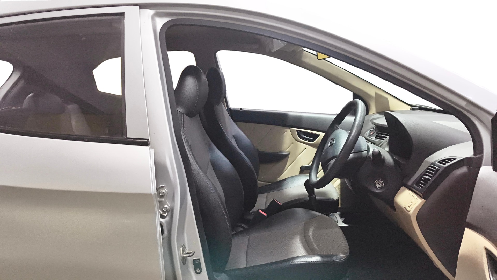 View 2013 Hyundai EON D-Lite Plus Image 26 Used 2013 Hyundai EON D-Lite Plus Image 26