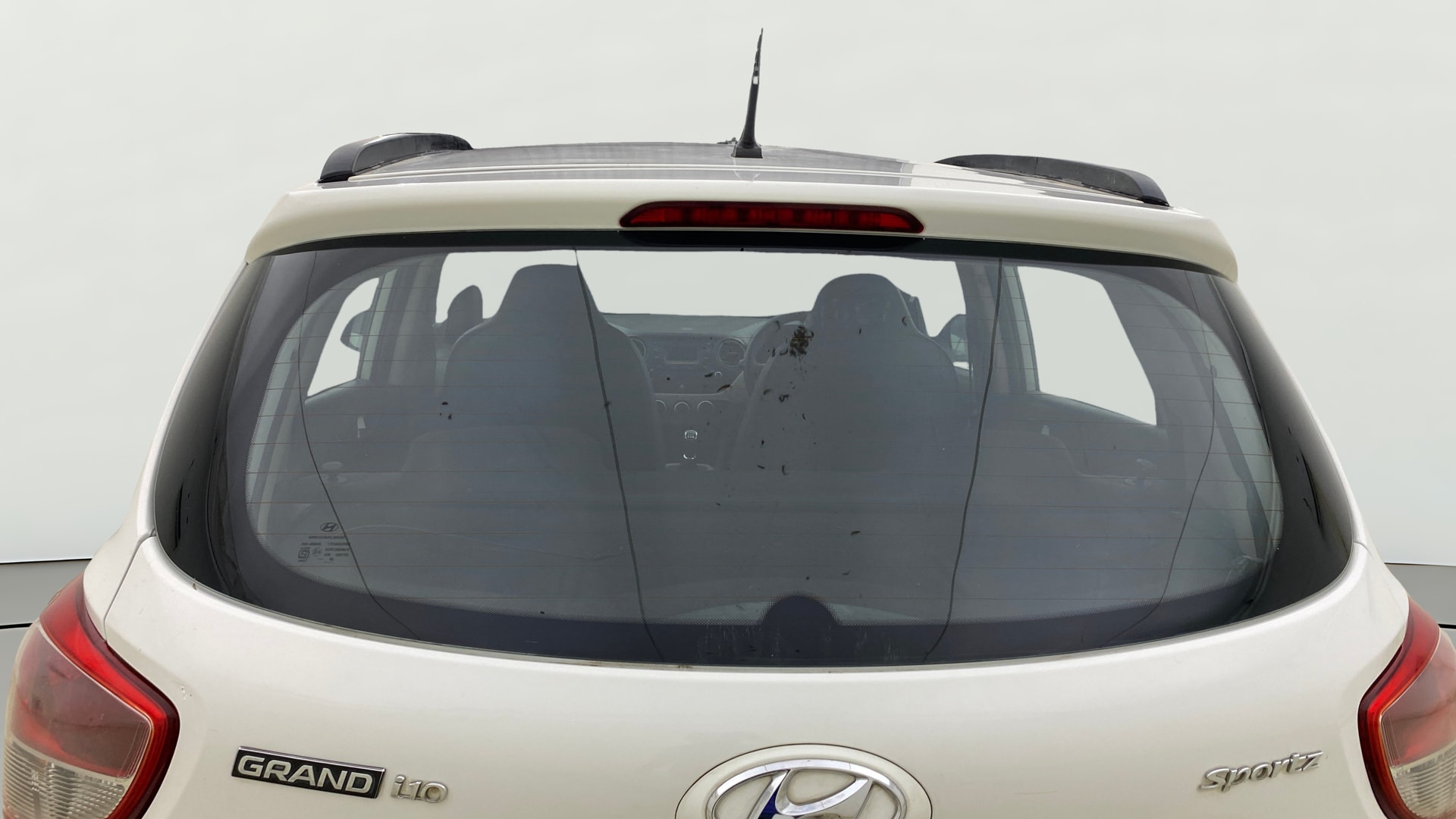 View 2016 Hyundai Grand i10 Sportz 1.2 Kappa Image 4 Used 2016 Hyundai Grand i10 Sportz 1.2 Kappa Image 4