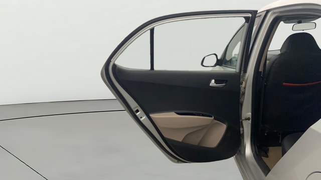 View Hyundai Xcent Image 22 Used Hyundai Xcent Image 22